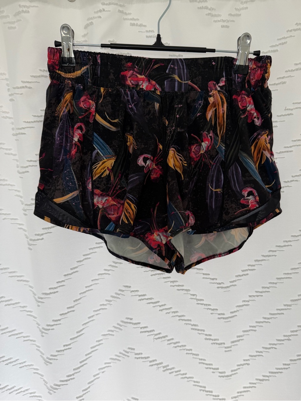 Lululemon Athletica Multicolor Patterned Running Shorts